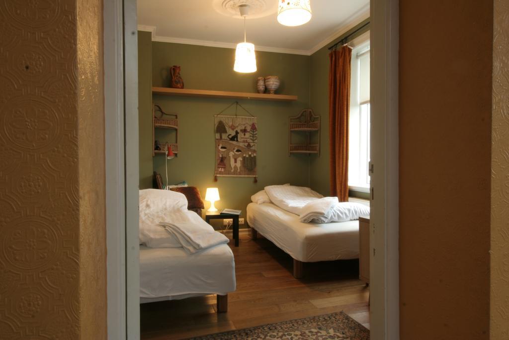 Our House Guesthouse Reikiavik Habitación foto
